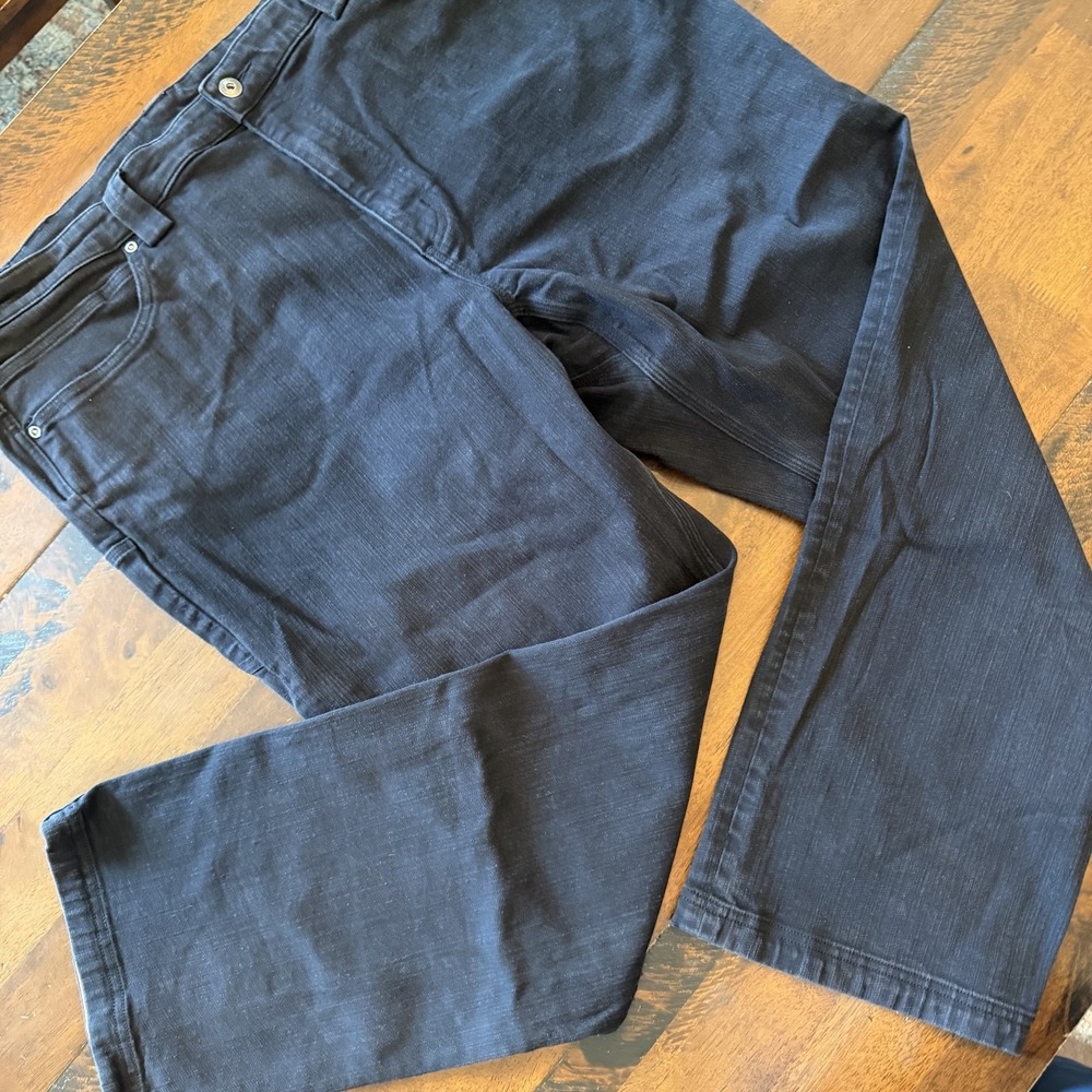 Duluth Trading Co Mens 42x32 Blue Ballroom DoubleFlex Stretch Relaxed Jeans